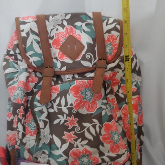 💜 NWT Emma & Chloe Backpack - Picture 3 of 10